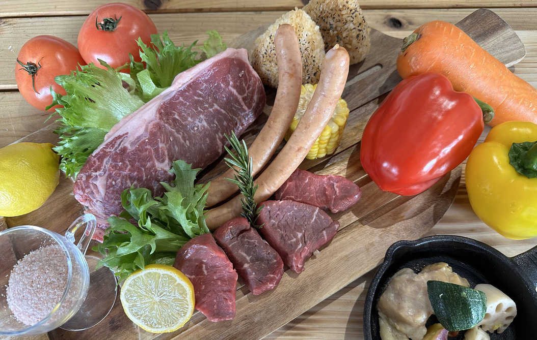 ビーフ＆ビーフBBQ＋選べる朝食ホツトサンド　グランピングプラン(2食付き)