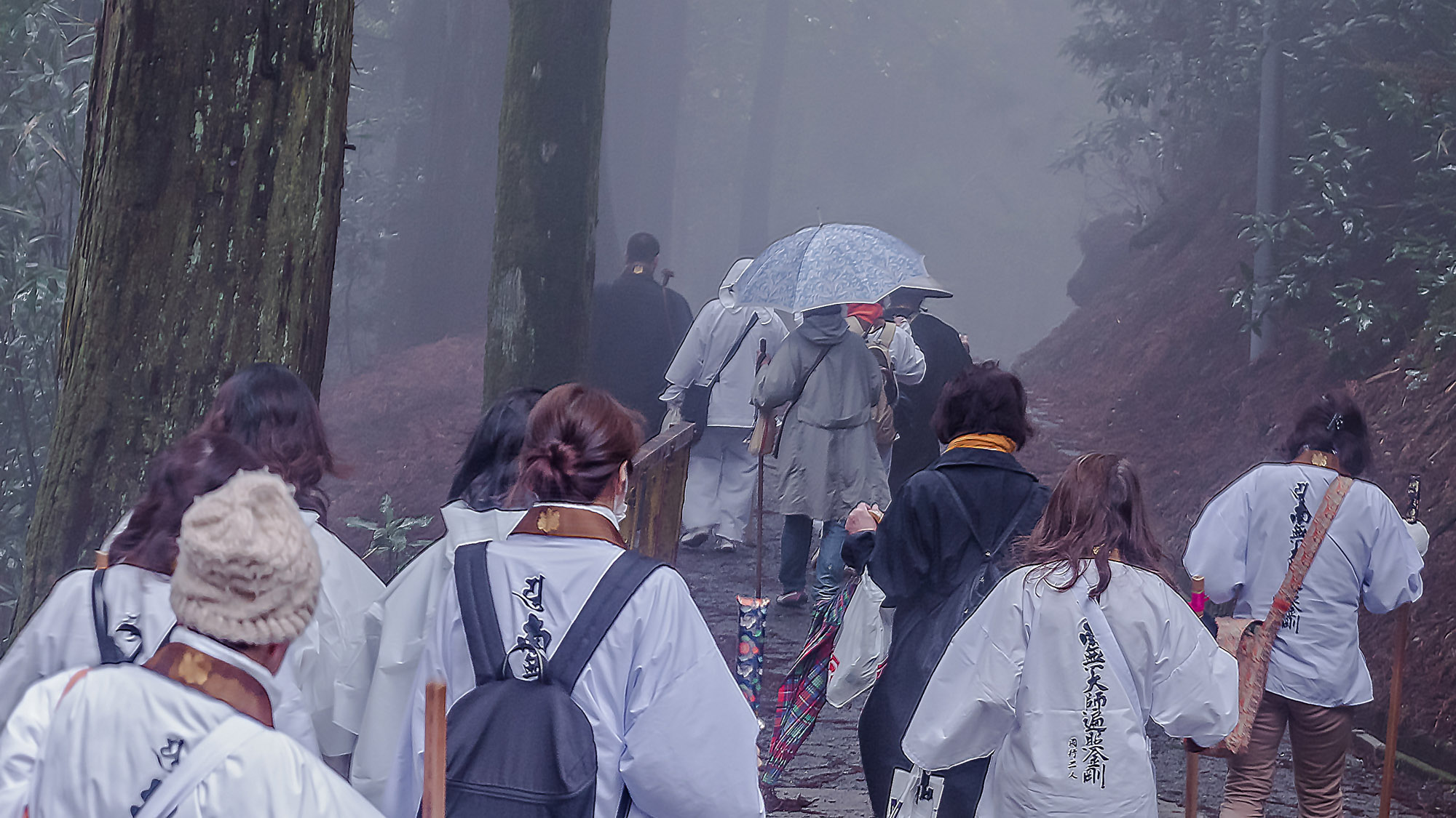 【お遍路】篠栗四国八十八箇所巡りのお遍路には多くの巡礼者が訪れます。