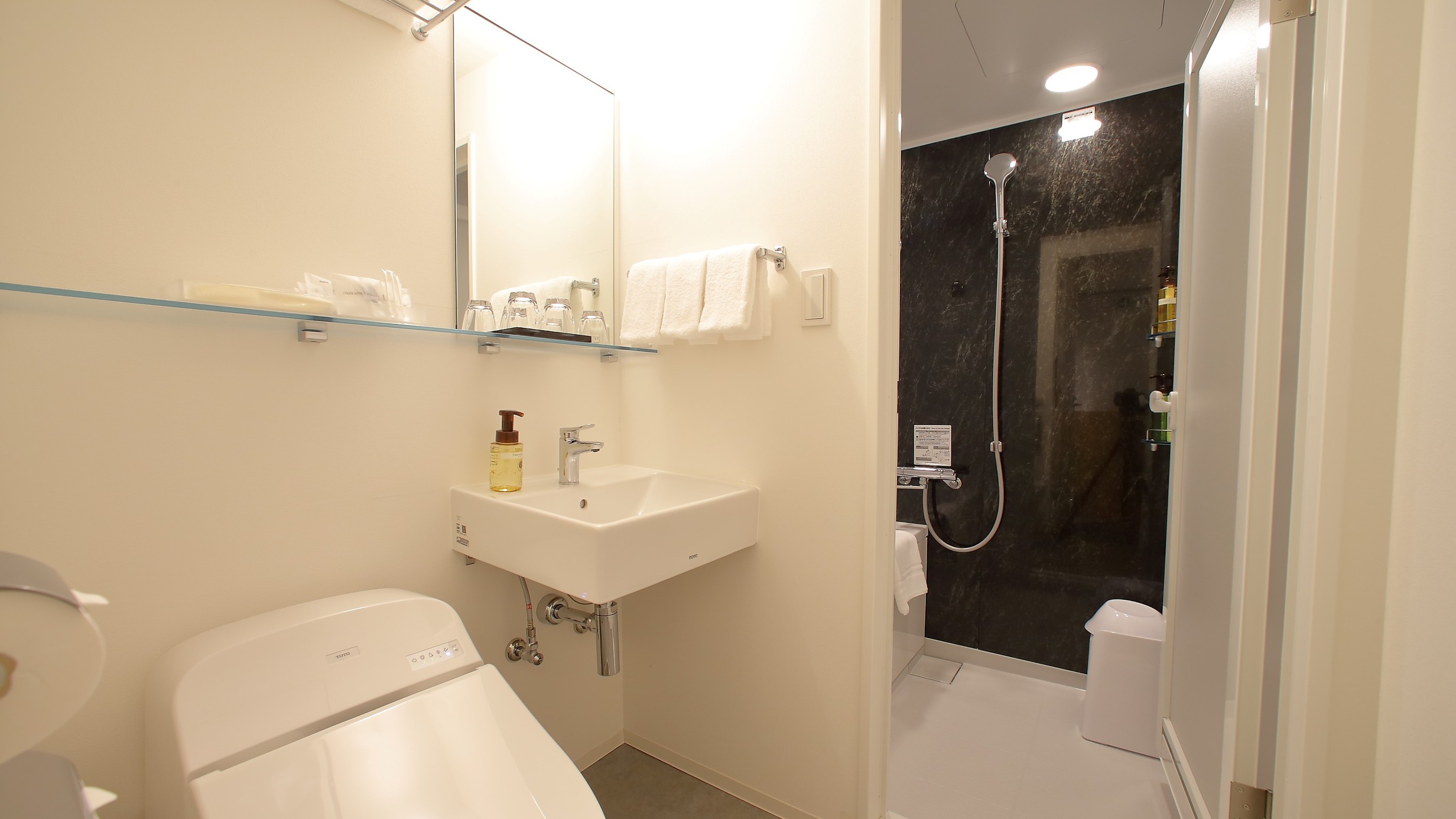 オリエンタルトリプル バストイレ別