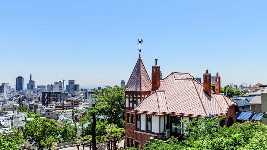 ・【神戸観光】神戸北野異人館街を代表する建築物「風見鶏の館」