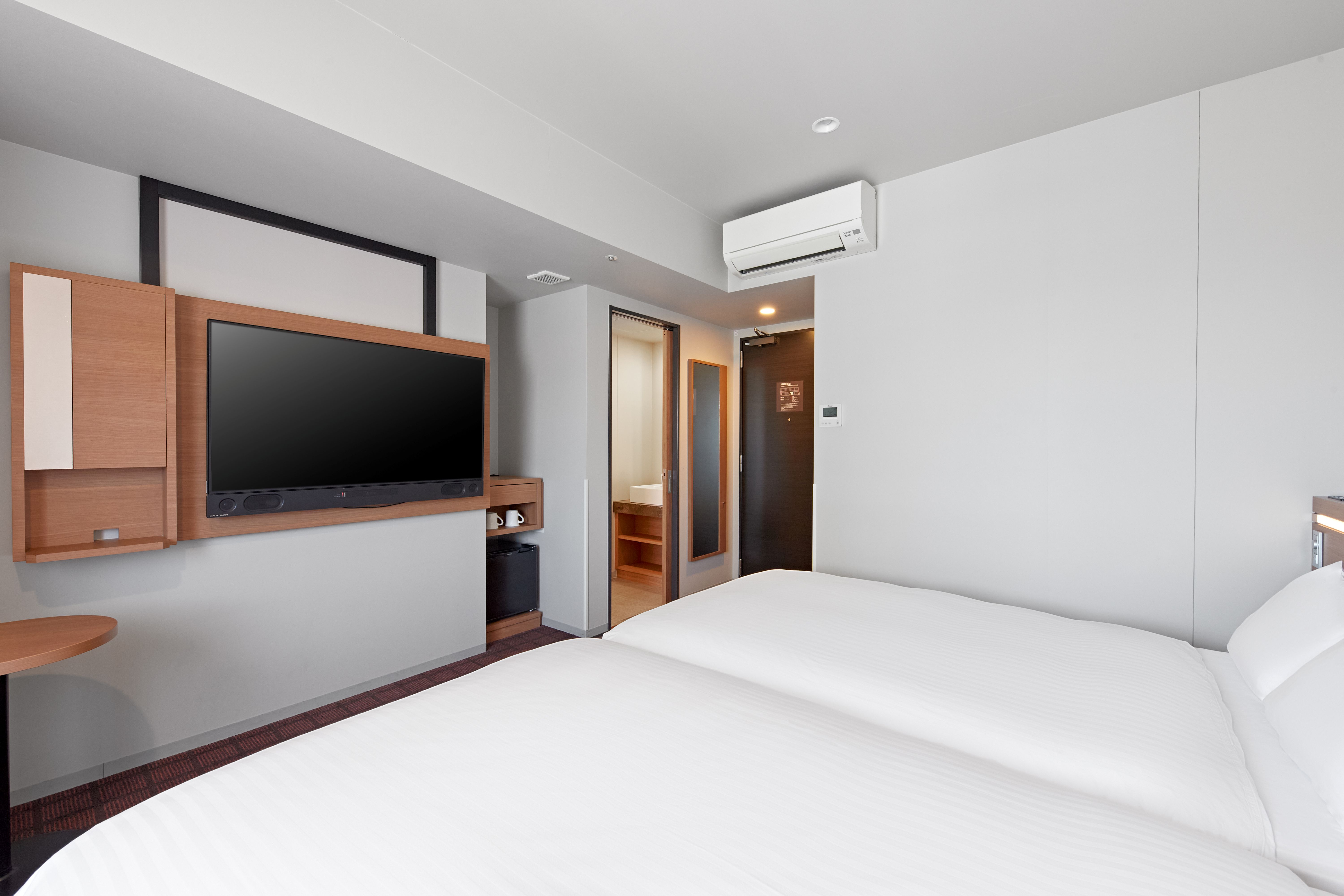 ・【デラックスツイン】ご家族やご友人同士とのご宿泊に。独立バスルームでバタつく朝の支度もスムーズに♪