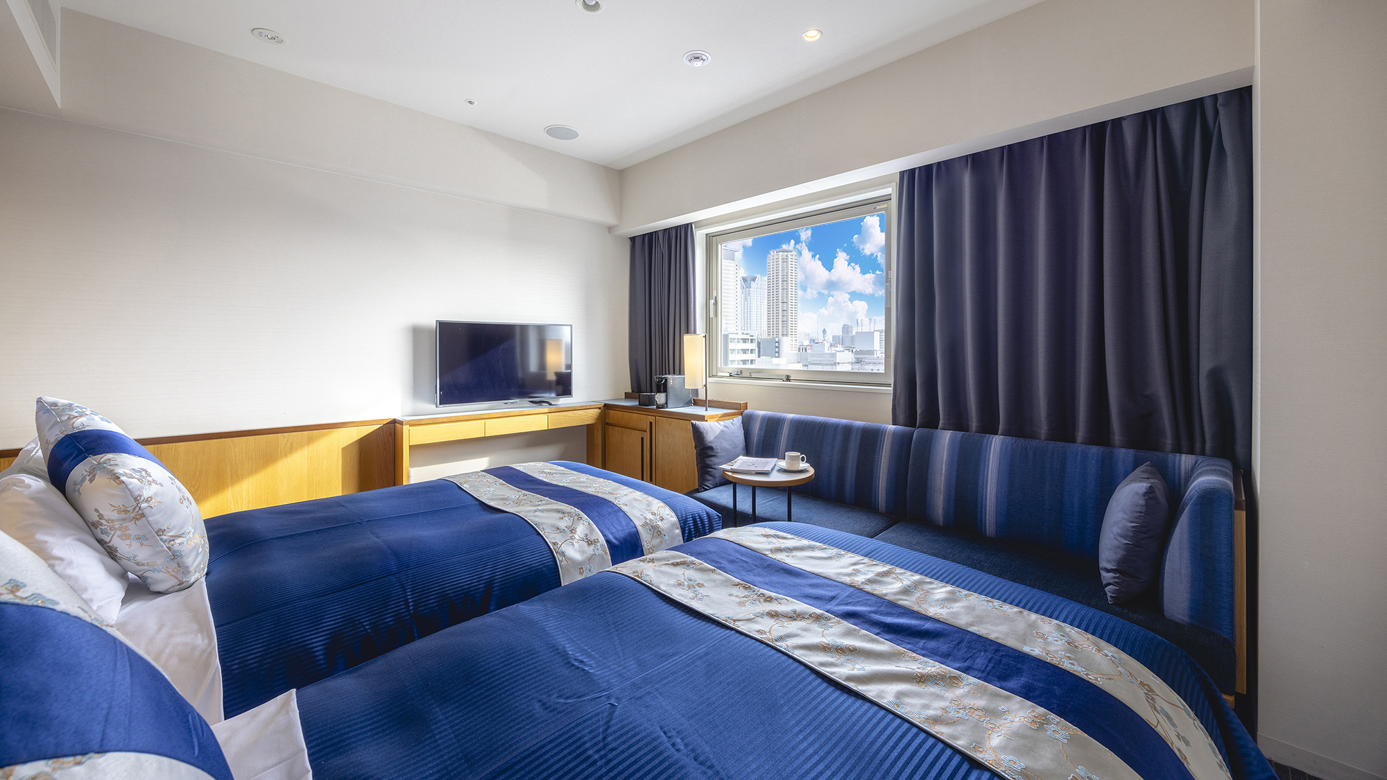 【プレミアムツイン】滞在・お風呂・睡眠それぞれにこだわりを尽くした特別な空間。