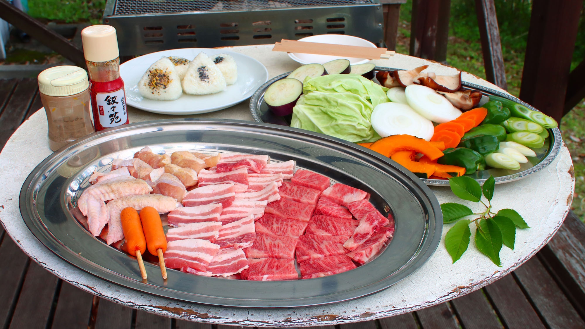 【お盆/年末年始/GW】コテージのデッキでわいわいBBQ！宮崎牛＆鹿児島黒豚が美味しい【BBQ】