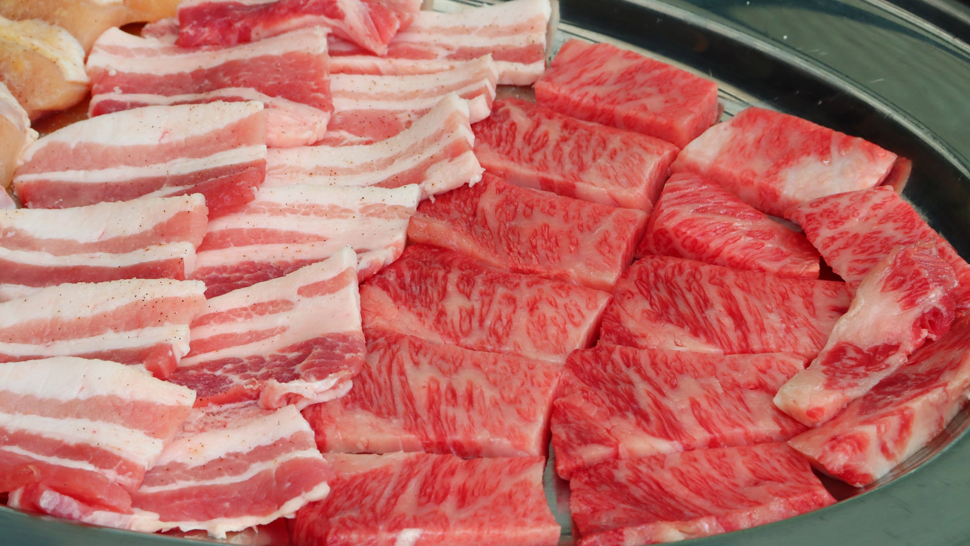 【お盆/年末年始/GW】コテージのデッキでわいわいBBQ！宮崎牛＆鹿児島黒豚が美味しい【BBQ】