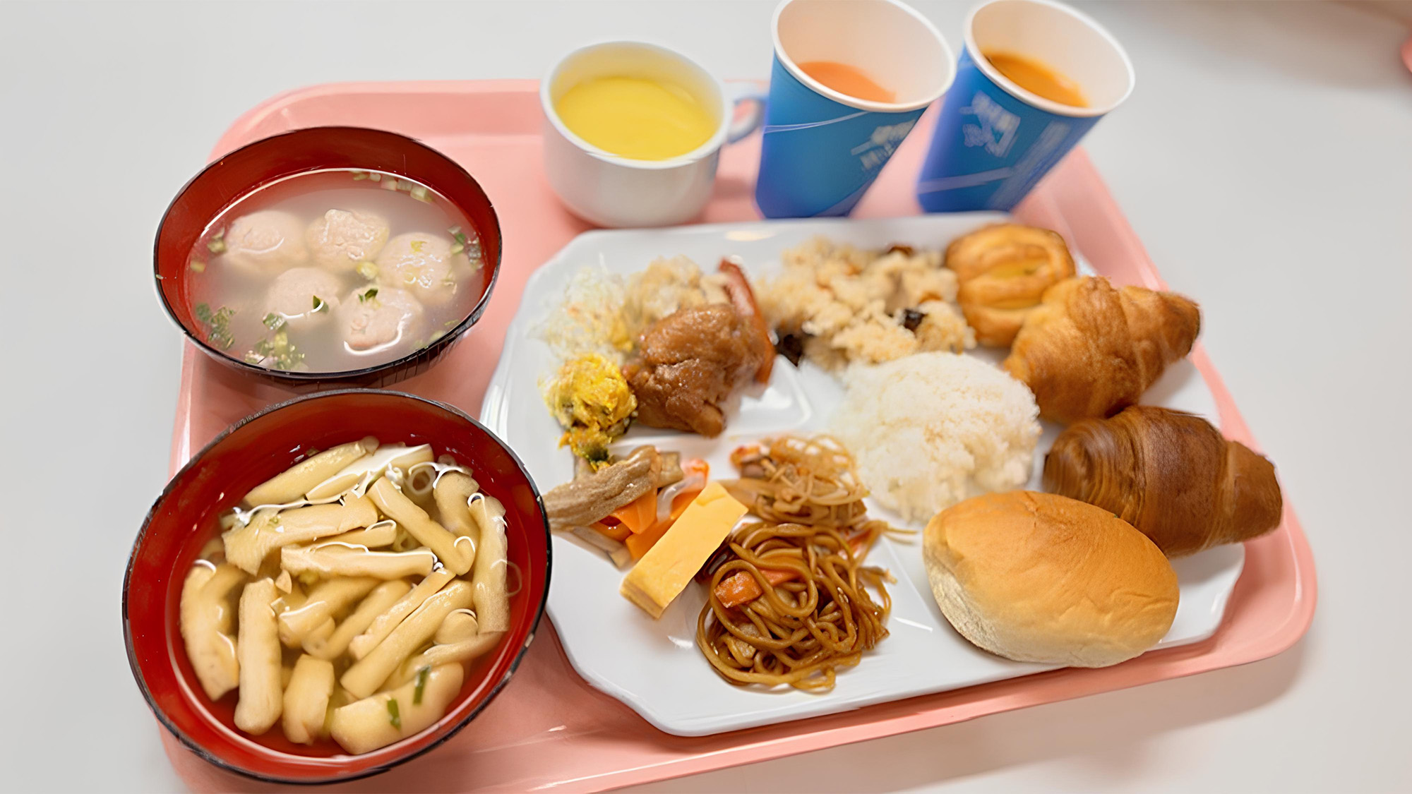 朝食