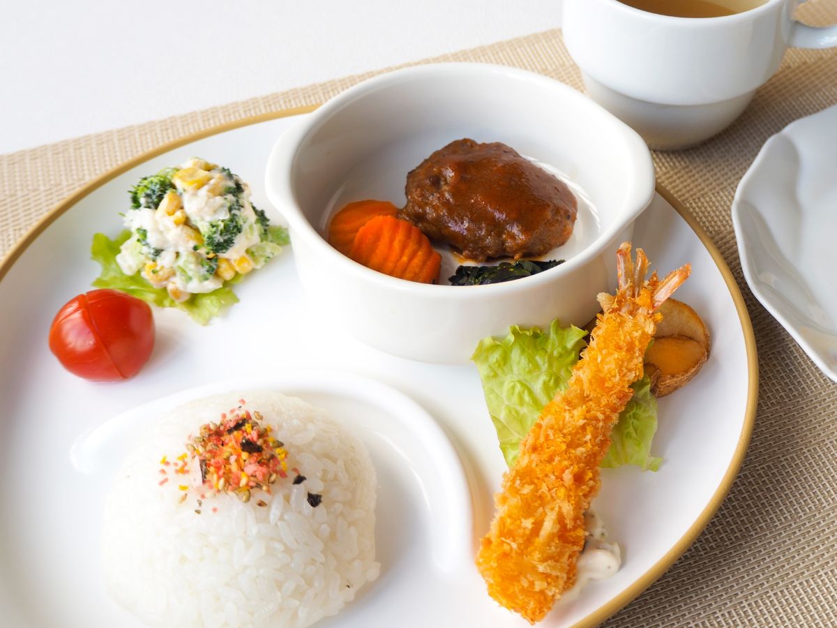 お子さまメニュー（通年）