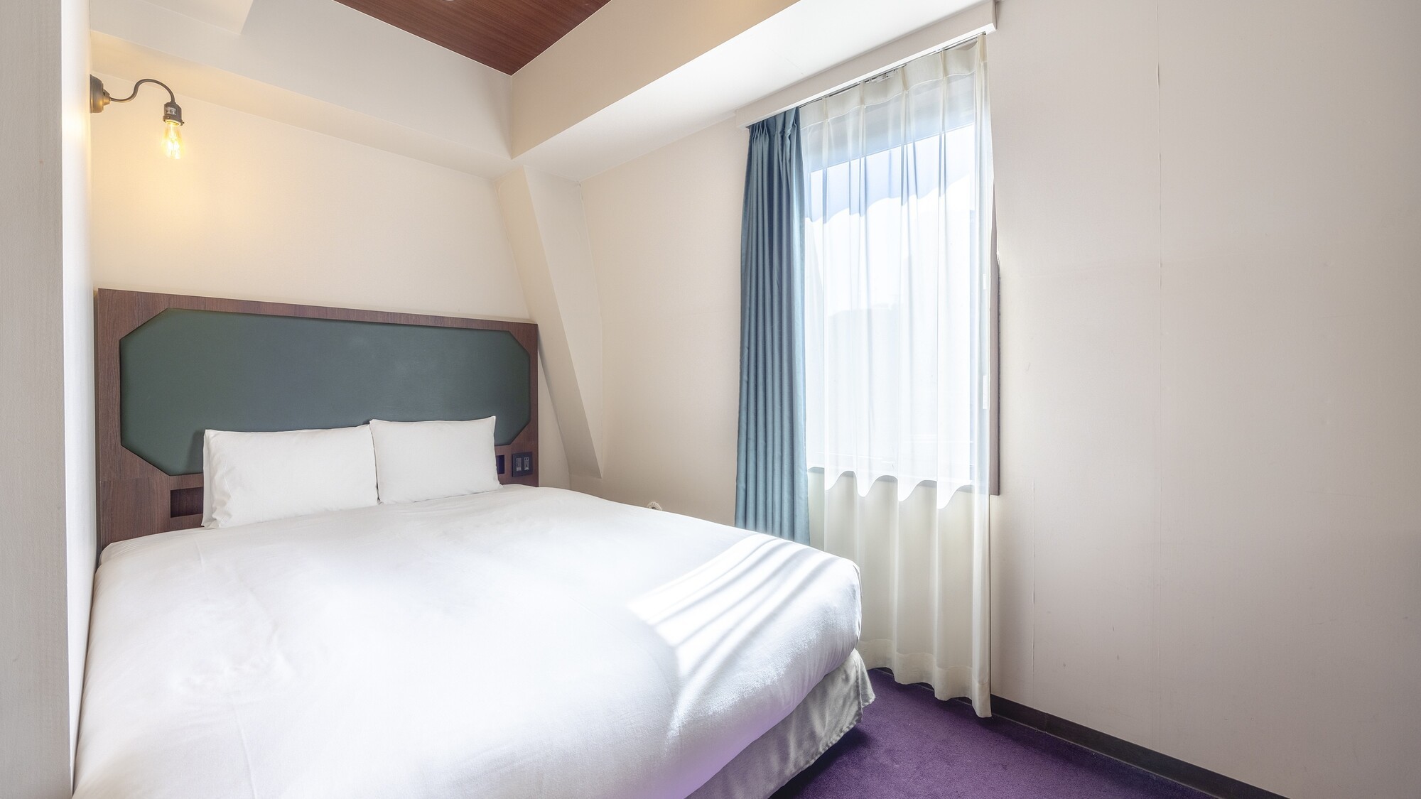 【客室】プレミアダブル