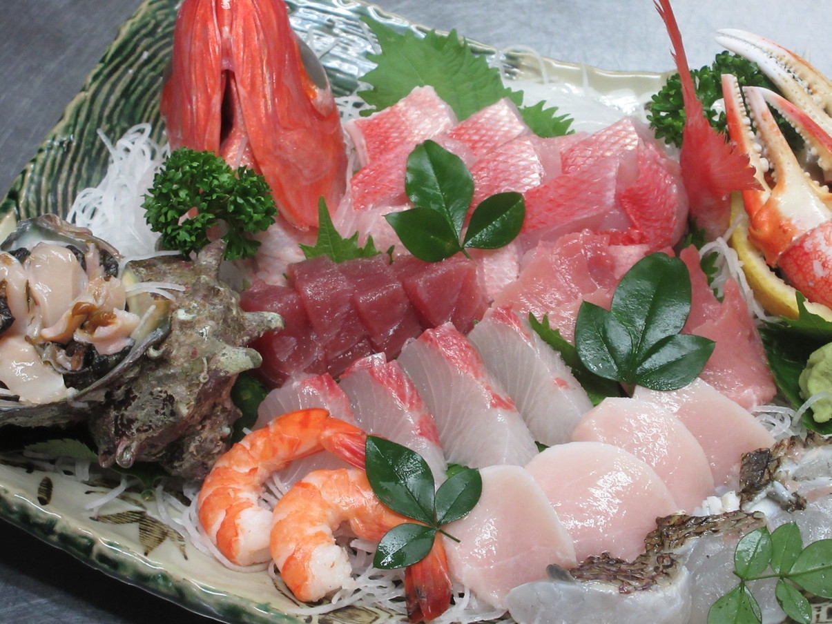 【楽天スーパーSALE】★食通の旅・スタンダードプラン1泊2食■漁師盛り・地魚のお刺身と金目鯛の姿煮
