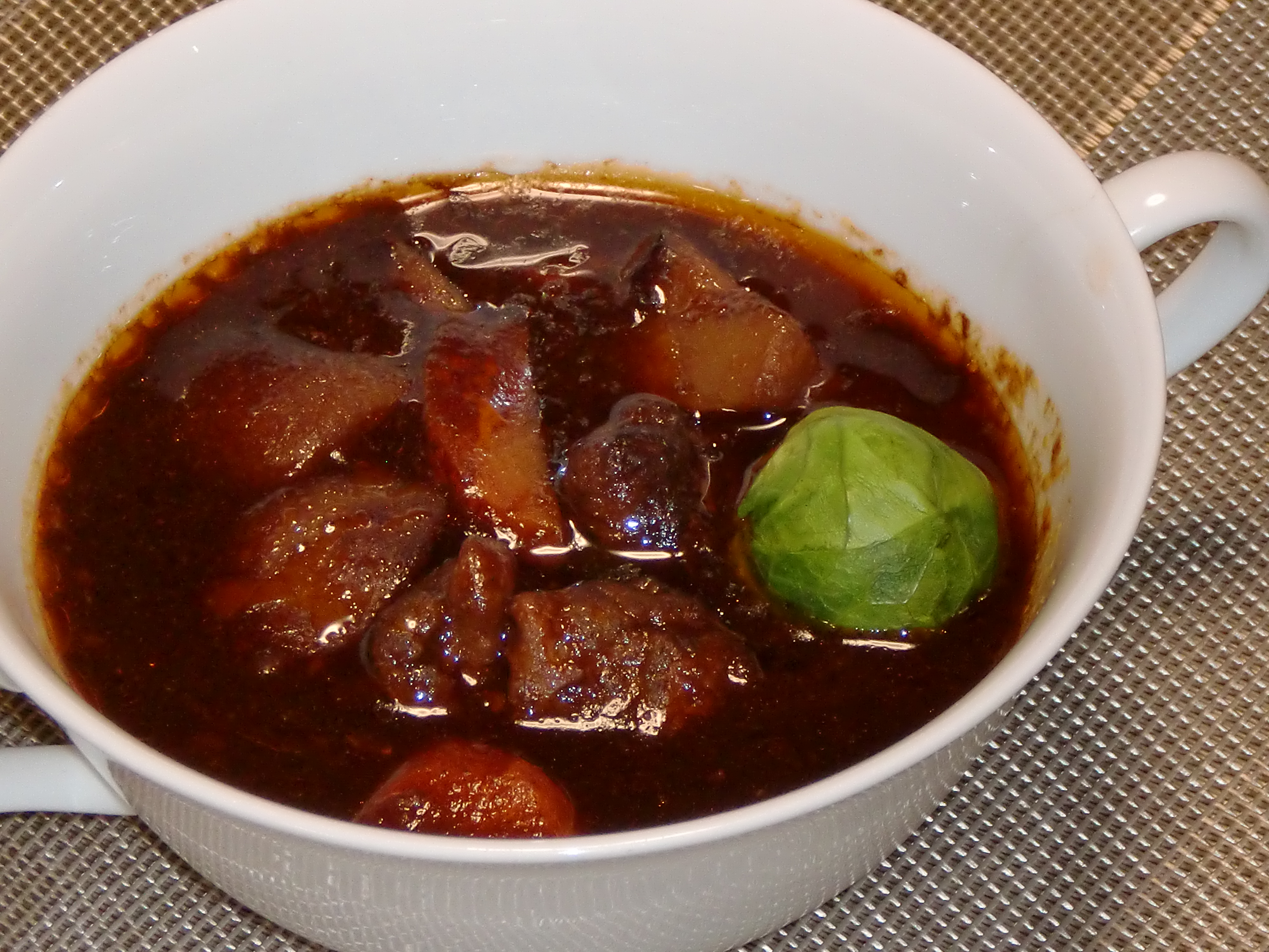 自家製ビーフシチュー