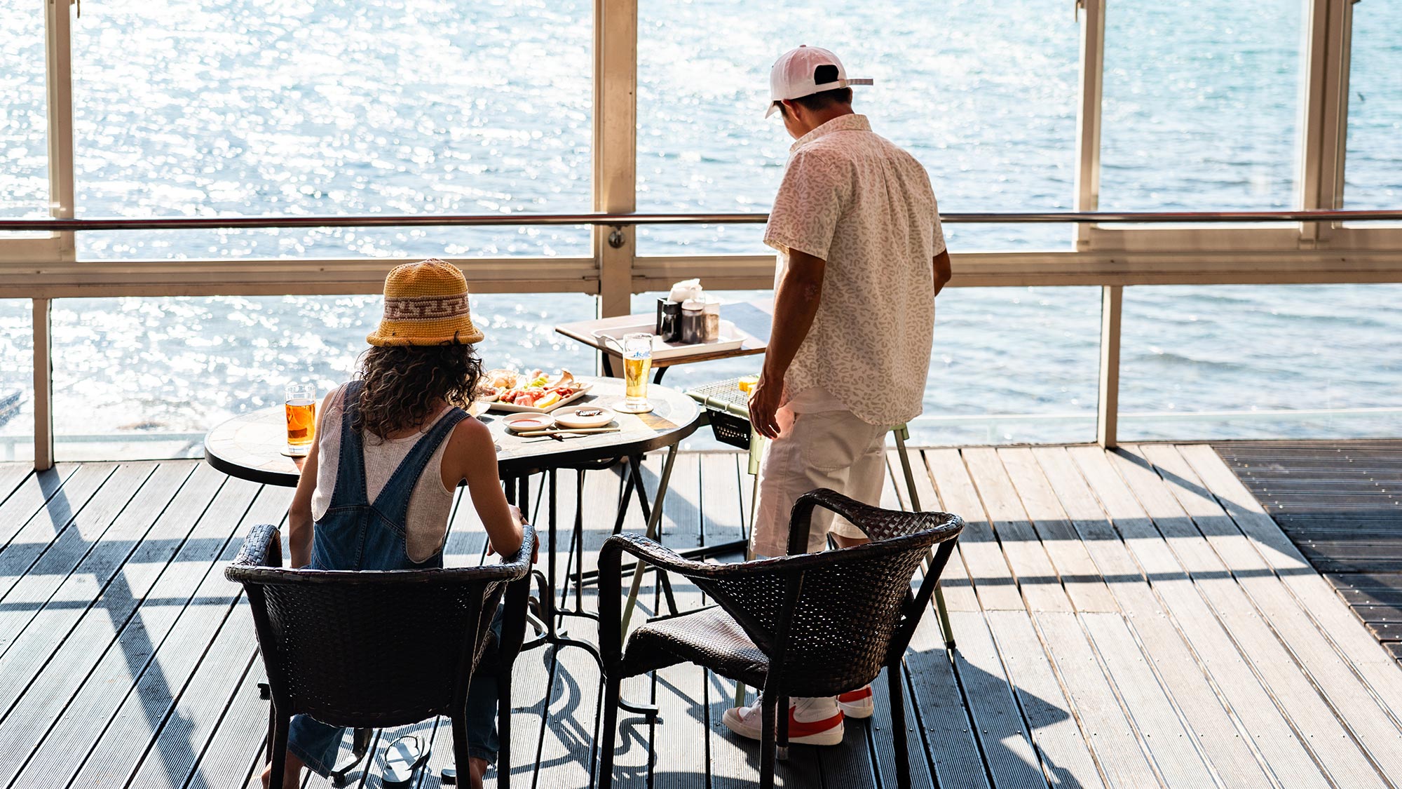 ・【BBQ】夕食は海辺でBBQ。波の音や美しいサンセットに癒されます