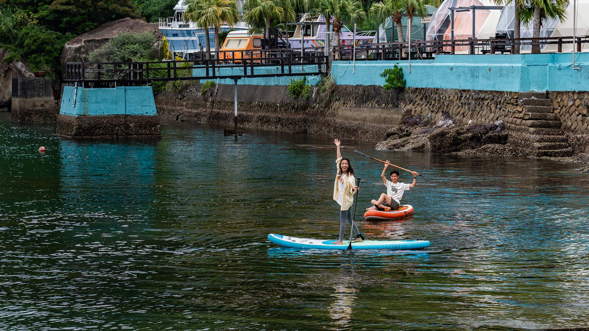 ・【SUP】青い海へ誘う、SUPと笑顔の二人旅