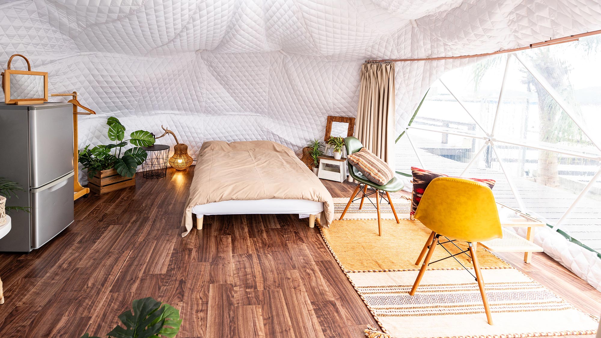 ・【ドームテント・セントルシア】煌めく海を眺めながら、二人きりの特別な時間を