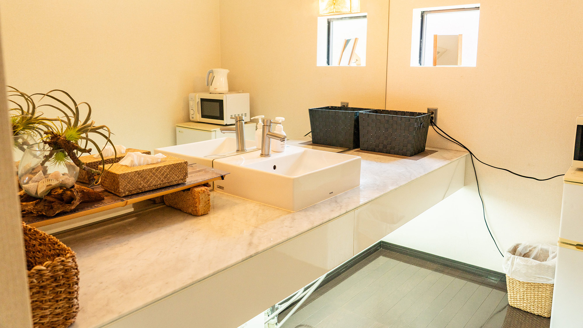 ・【ヴィラ】アジアンテイストに心安らぐ、上質なパウダールーム