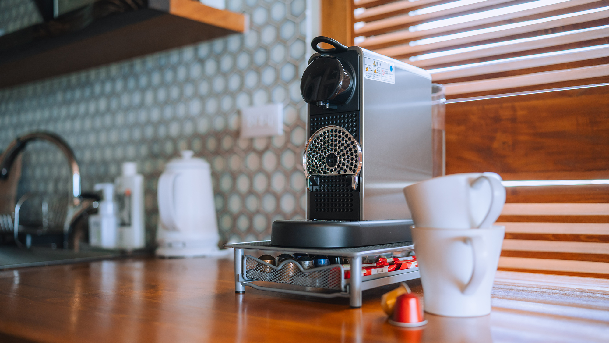 ネスプレッソコーヒーマシン。デカフェもご用意しております。