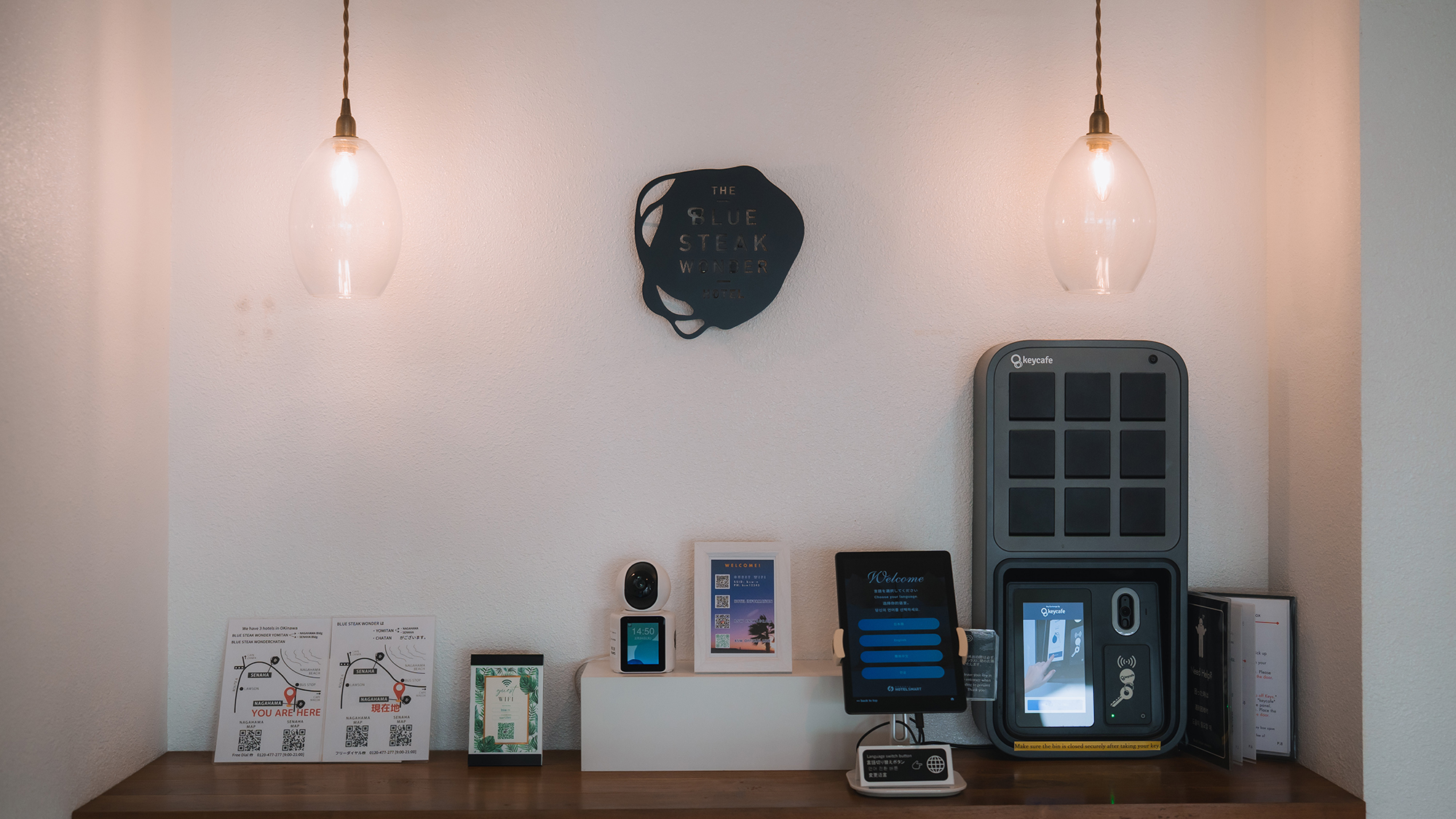 タブレットにてチェックインが完了しますと客室の鍵をお受け取りいただけます。