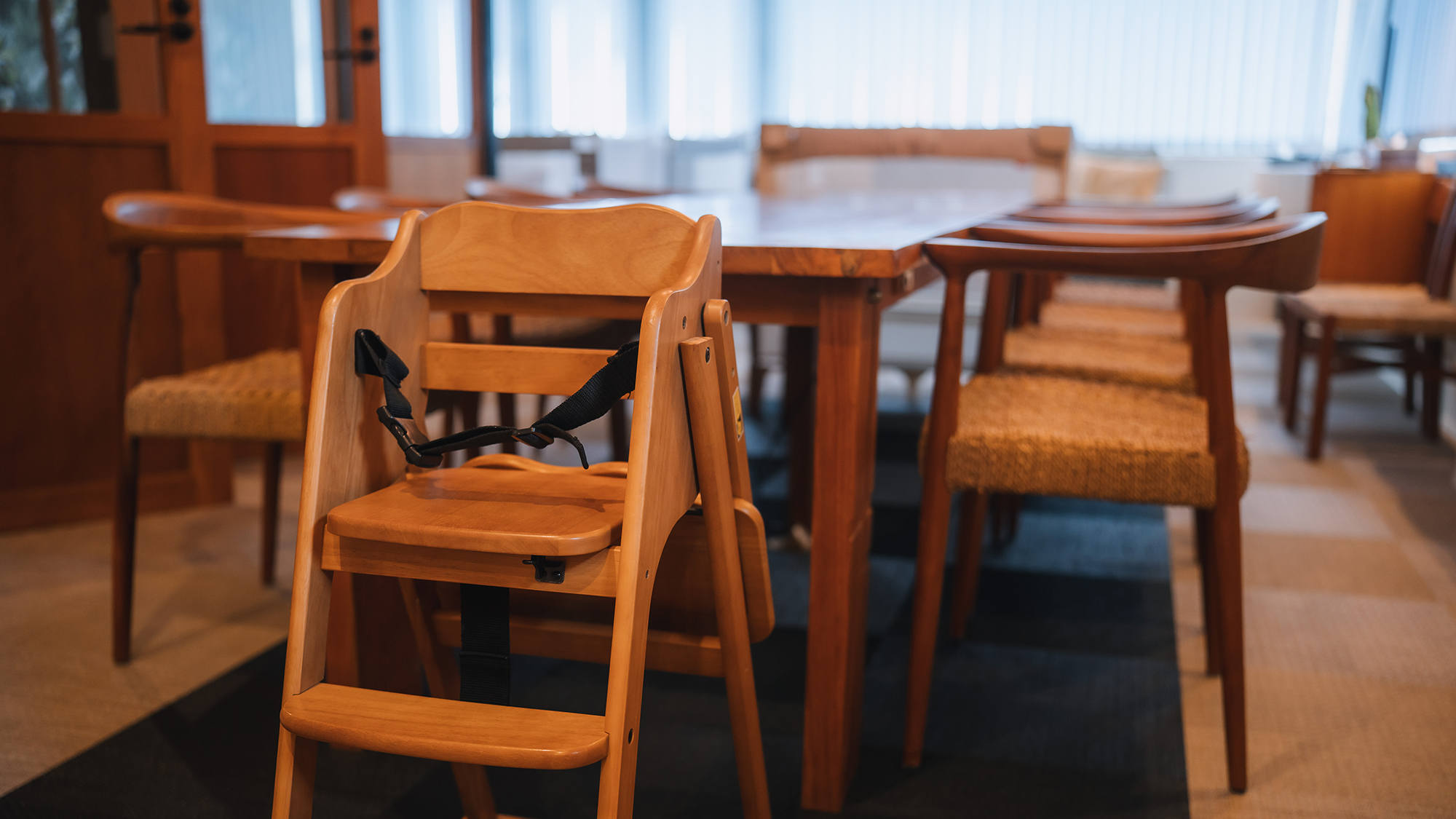 キッズチェアのご用意がございます。事前にお申しつけください。