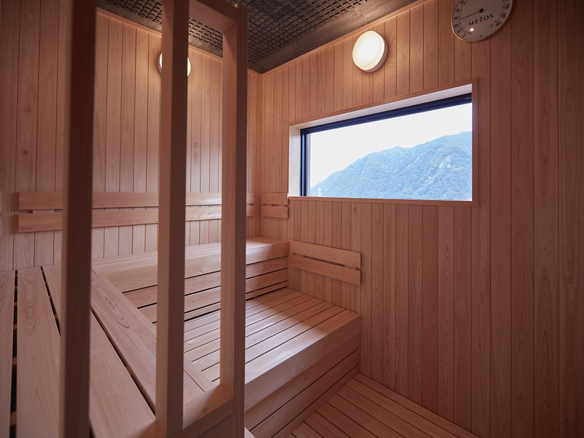 【当日限定】-1泊素泊まり-最上階には大浴場＆無料貸切風呂♪お夜食には夜鳴きそばをご用意