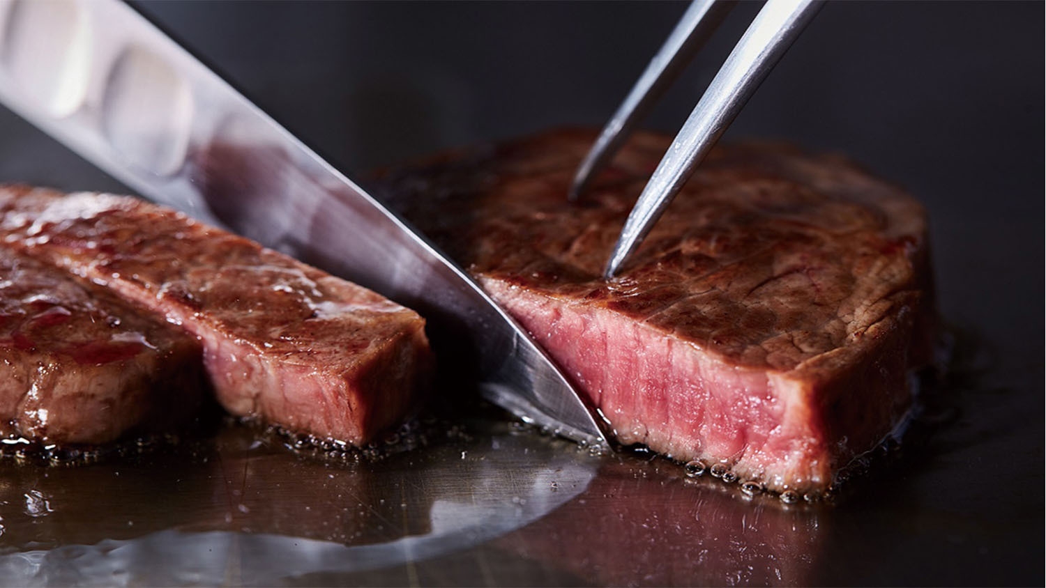 【夕食付】いくらと蟹の土鍋ごはん付き 厳選和牛鉄板焼きとクリスマスパフェの特別コース