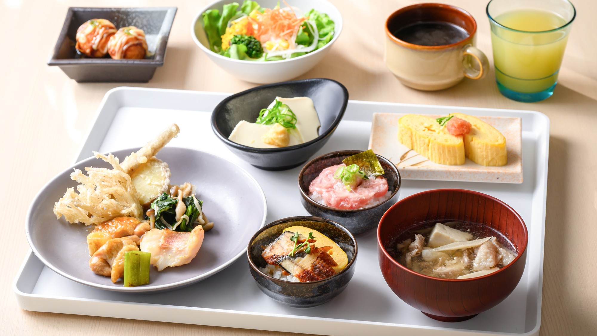朝食