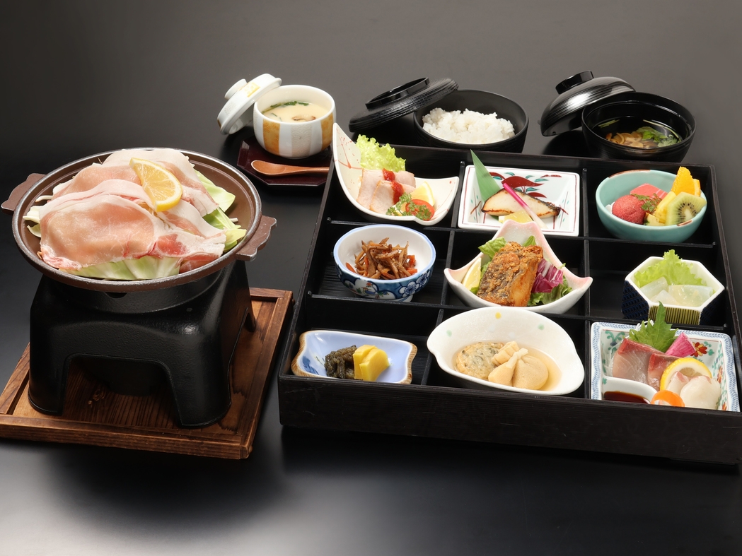 4月〜【平日限定】湯来の川と山の恵み　旬を味わうひと箱【箱膳】