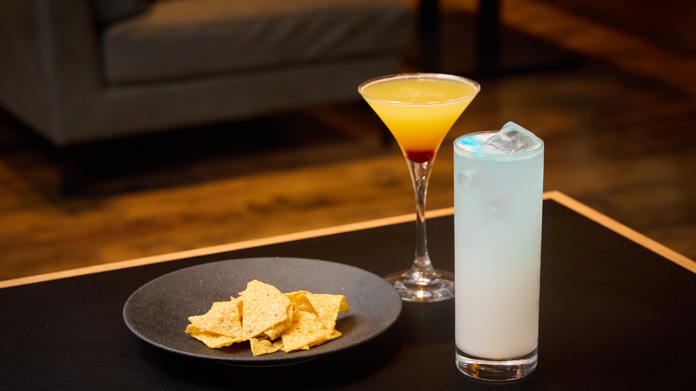 【1泊朝食＋シグネチャーカフェ＆バー フリードリンク＋軽食付き】館内を楽しむライトステイ