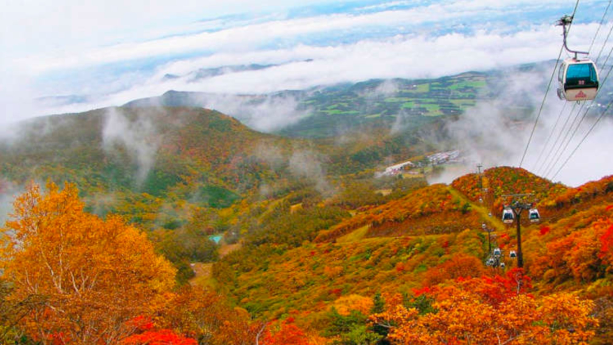 Autumn / 岳温泉の秋　紅葉シーズンには安達太良の色とりどりの紅葉を眼下に望む♪
