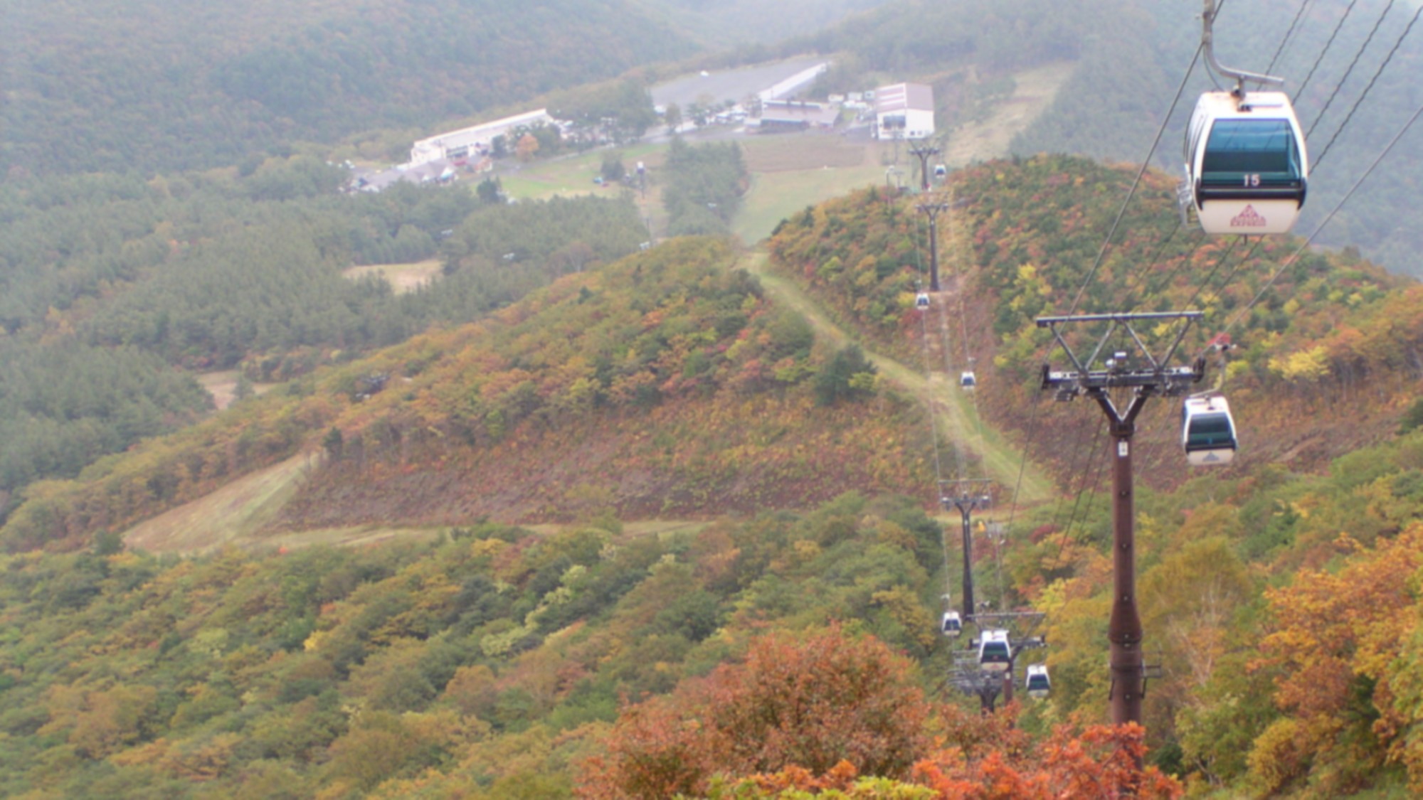 Autumn / 岳温泉の秋　紅葉シーズンには安達太良の色とりどりの紅葉を眼下に望む♪