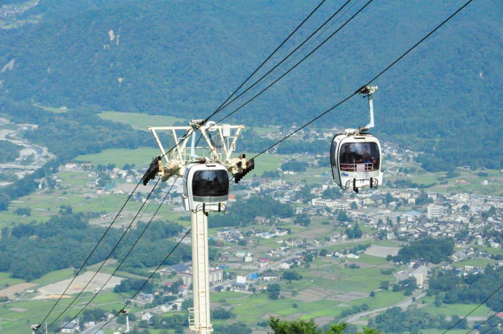 【空へ続く旅】八方ゴンドラ往復券付きステイプラン(往復)