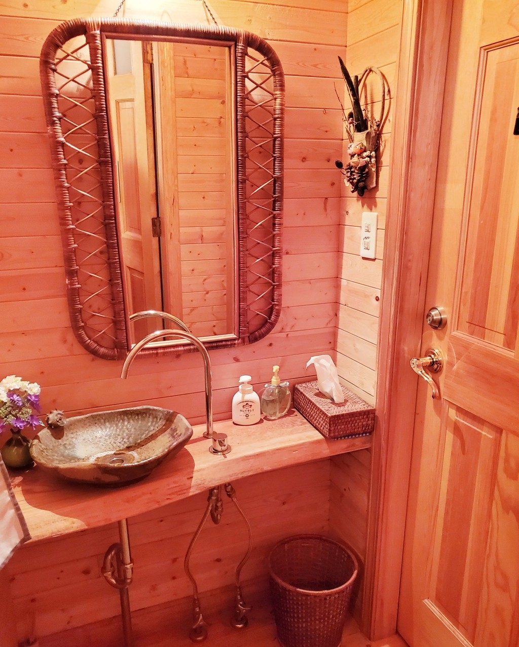 【女性限定】女性お二人様限定。朝夜2食付きプラン。夜は別室で鉄板お好み焼きごっこコース！