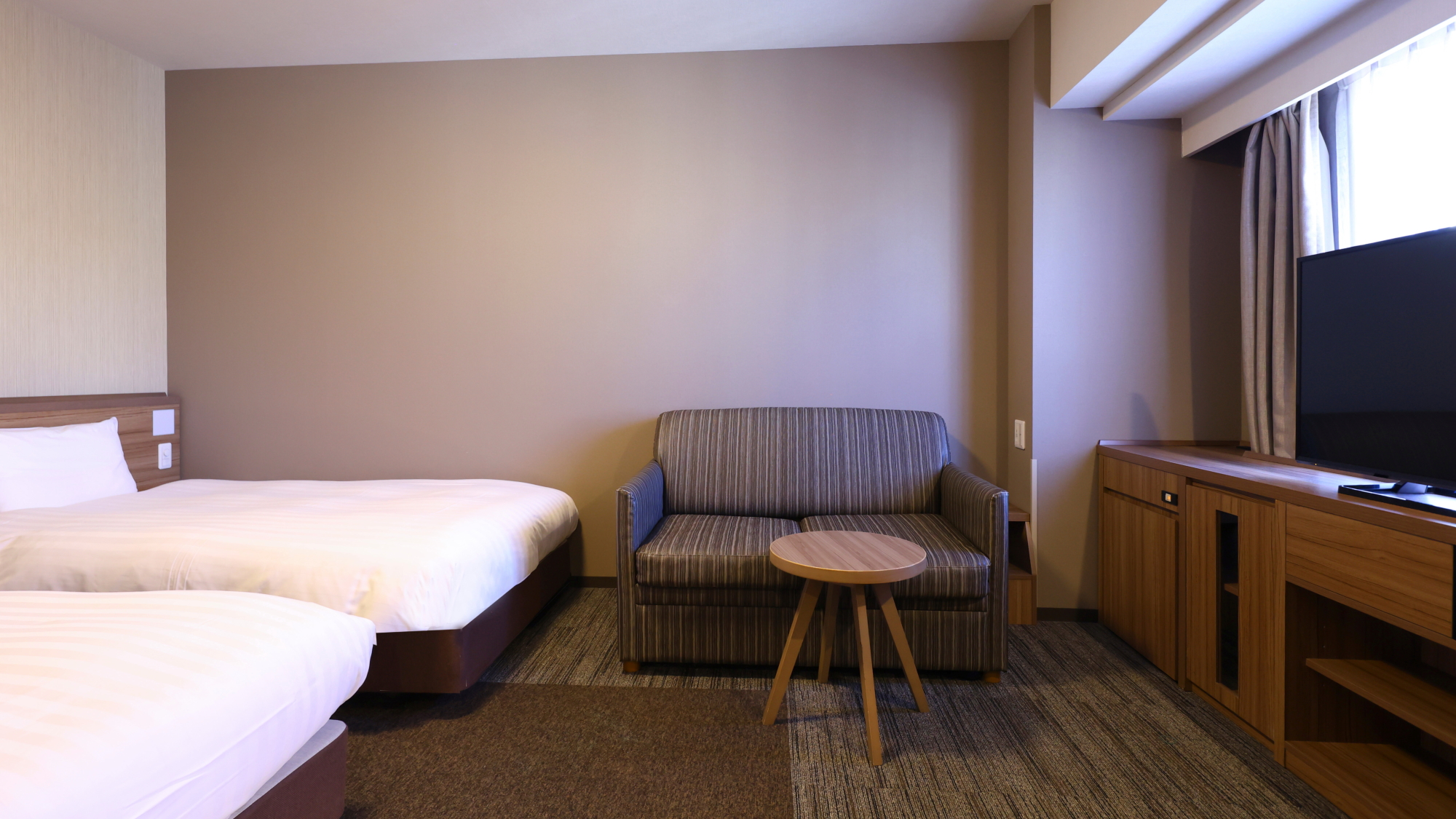 ■ハイダーツイン③　■26平米(120&times;195)&times;2台+ソファーベット1台