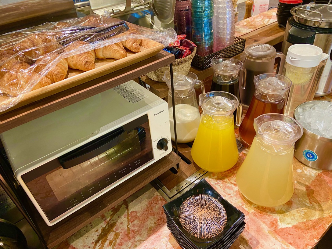 【さき楽60】【60日前までのご予約で早期割引♪】 朝食付き 全室禁煙！ 駐車場無料サービス