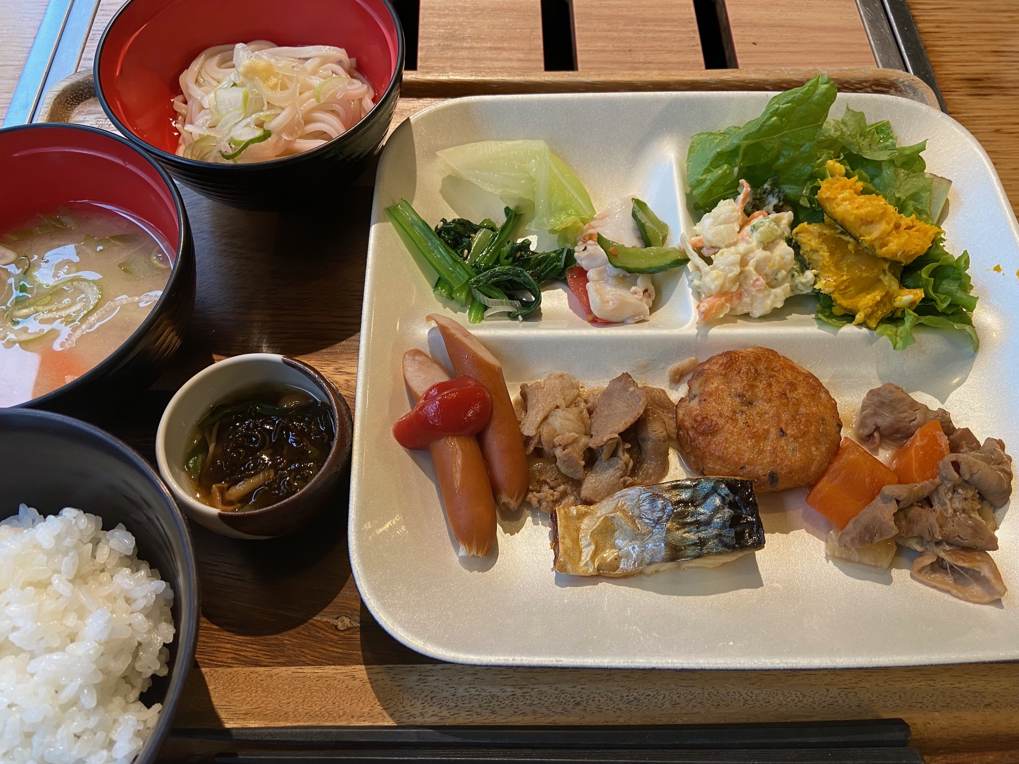 朝食ｙ