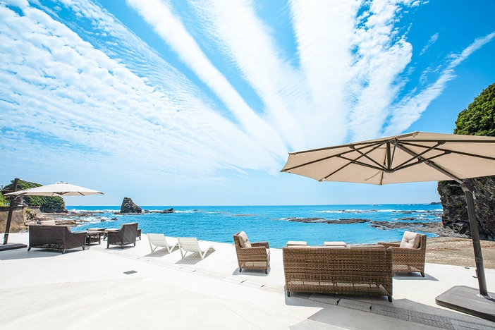 【5〜8名様ご予約】素泊まり　オーシャンフロントはなれとツインルーム3室