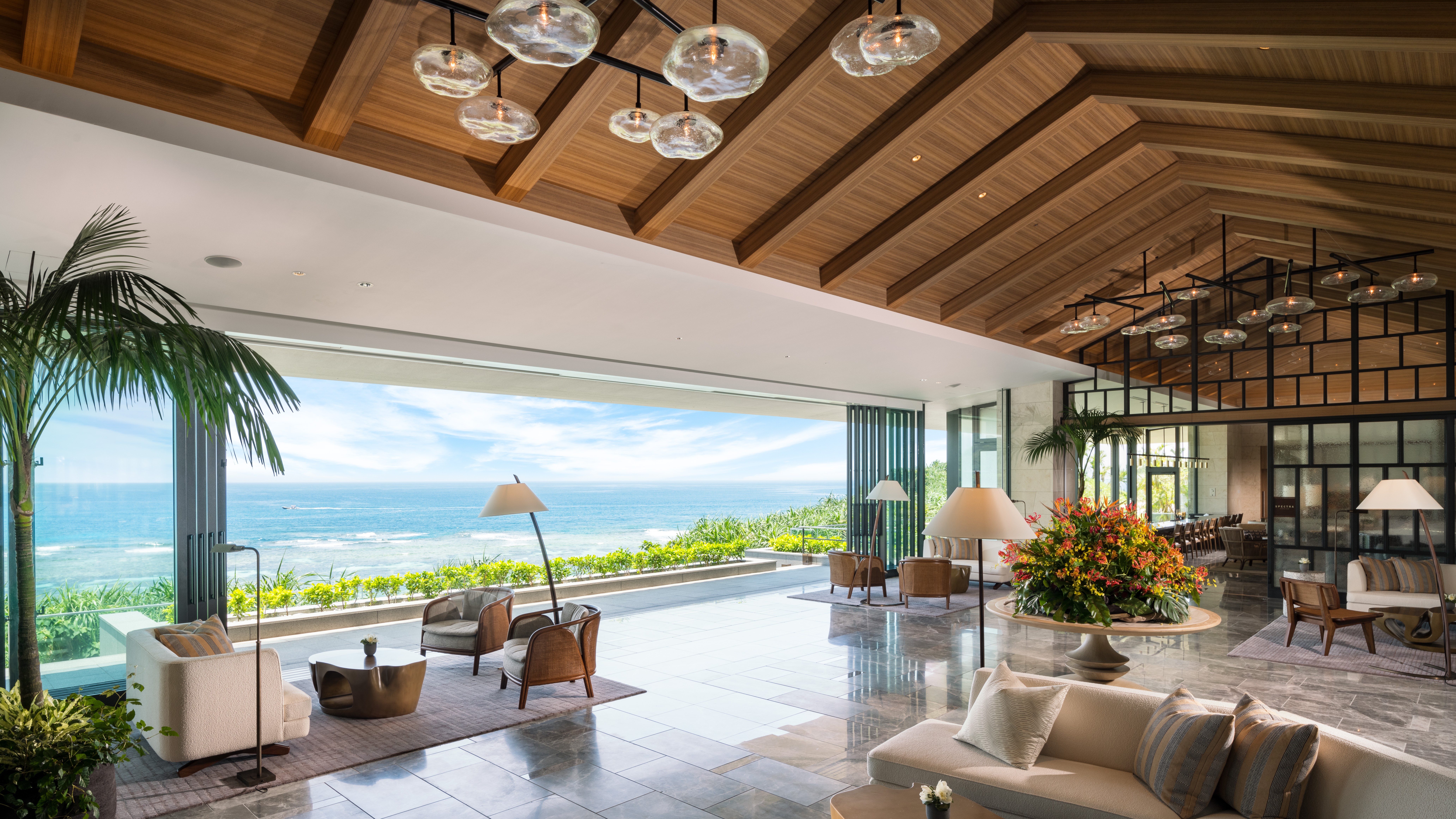 ハレクラニ沖縄