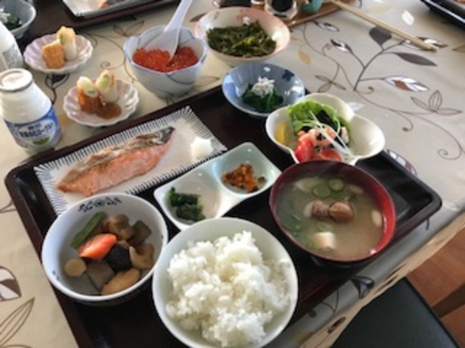 朝食メニュー例