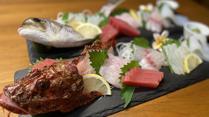 地魚の刺身盛り