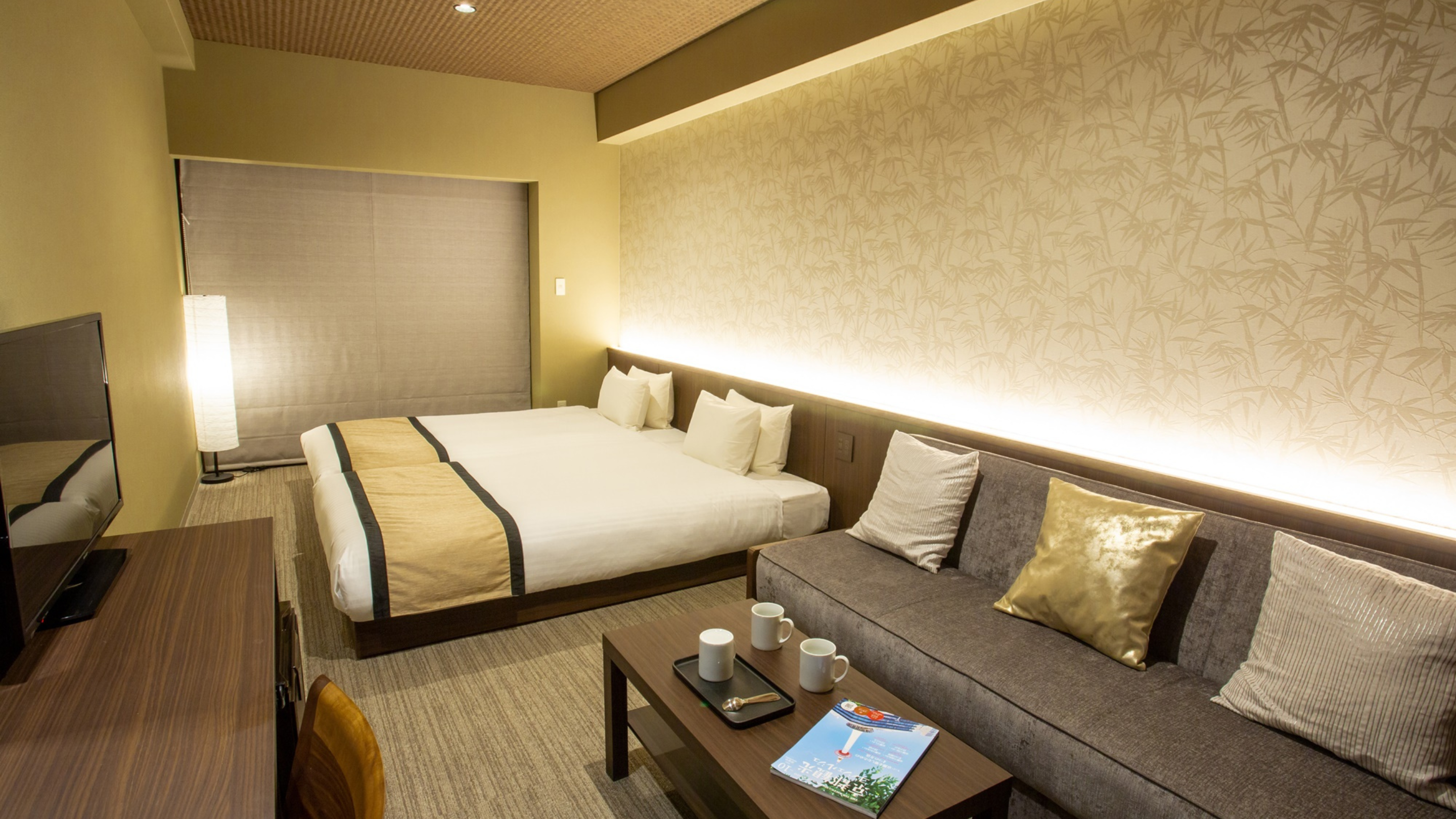 スーペリアツイン・ソファ付き