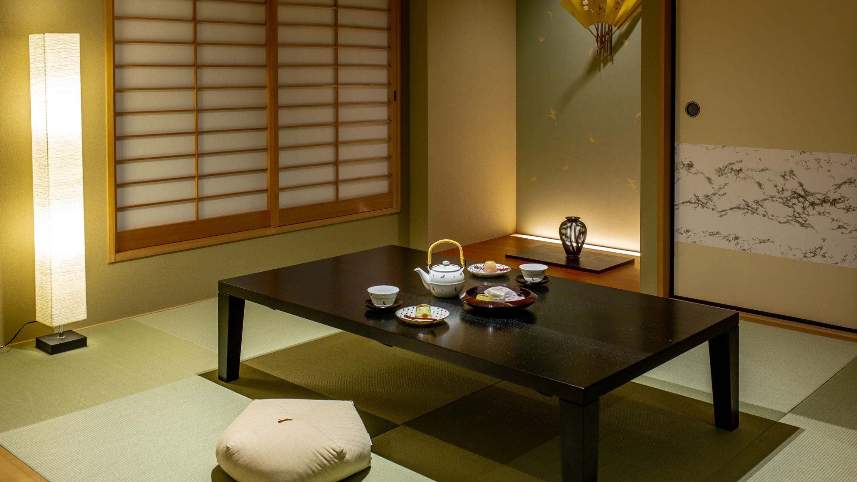 羽う座スイート 畳スペース