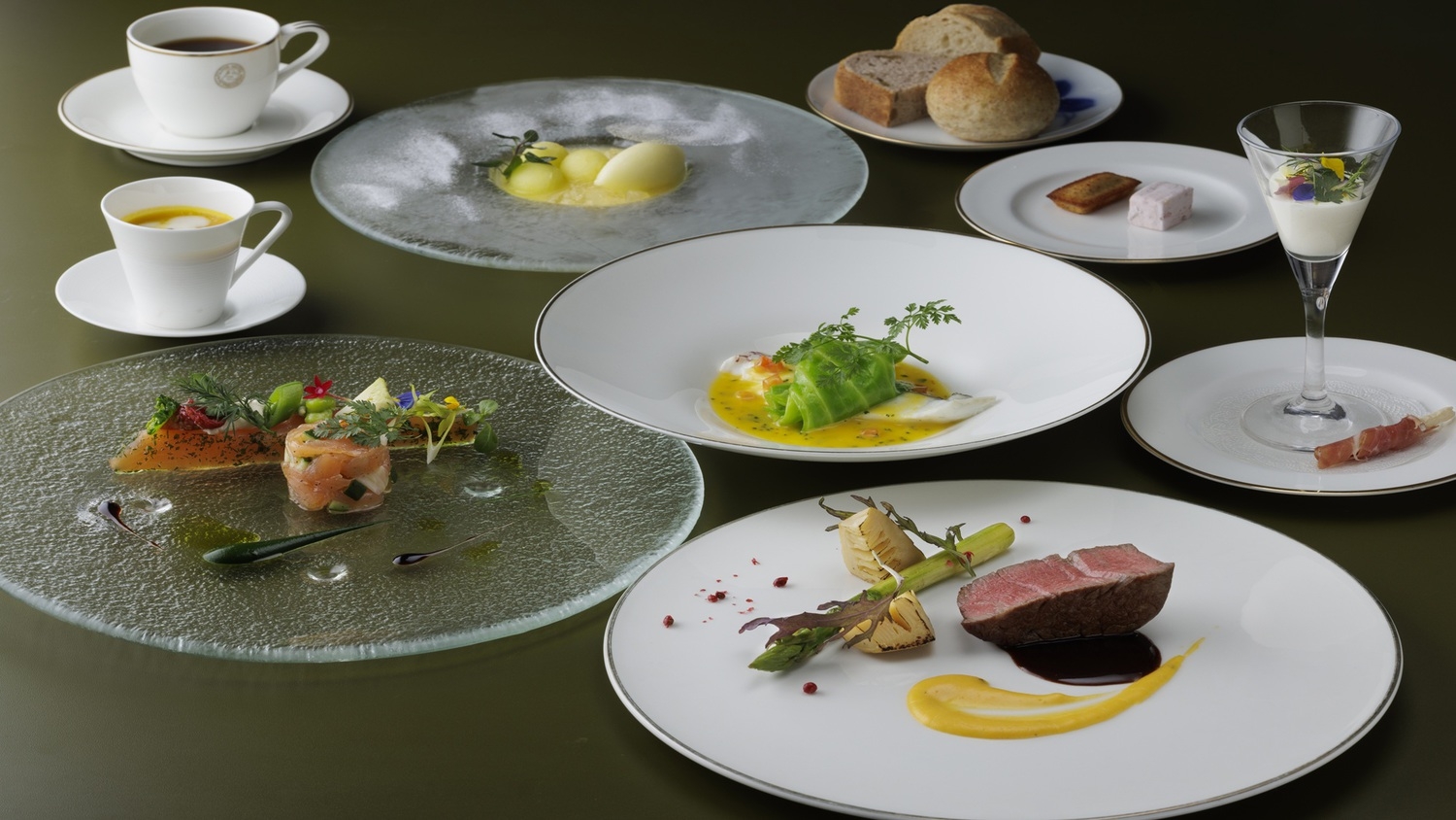 【LUXDAYSセール】メインダイ二ングルーム ザ・フジヤ（フランス料理）／夕朝食付き