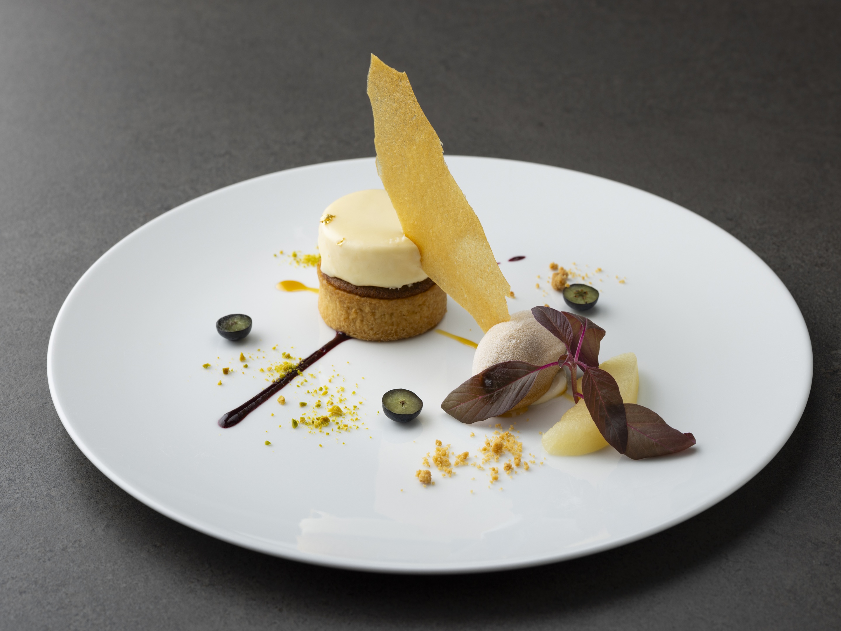 メインダイニングルーム・ザ・フジヤ　コースディナー　デザート