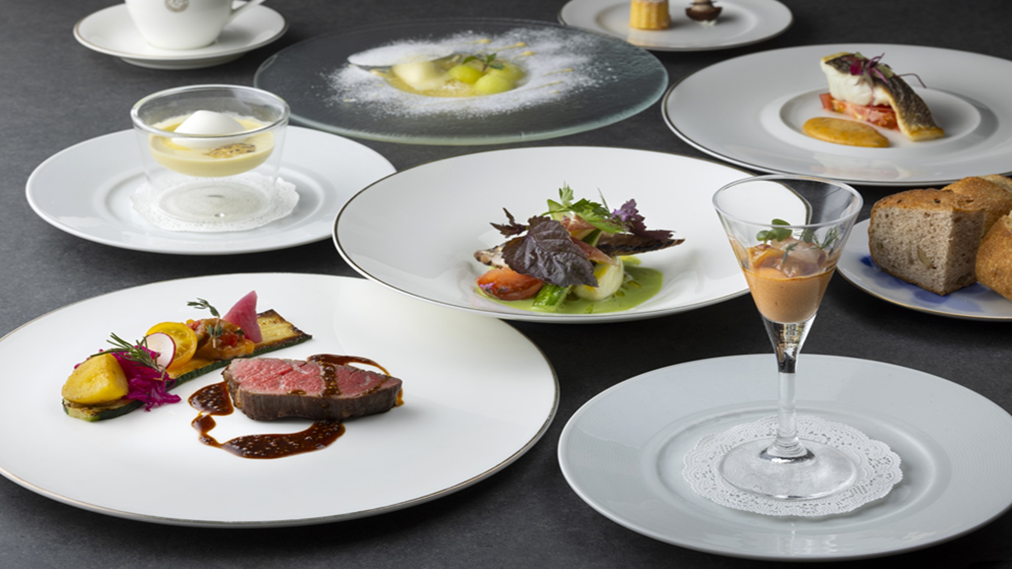 メインダイニングルーム・ザ・フジヤ　ディナー　Harmonie (読み:アルモニー)