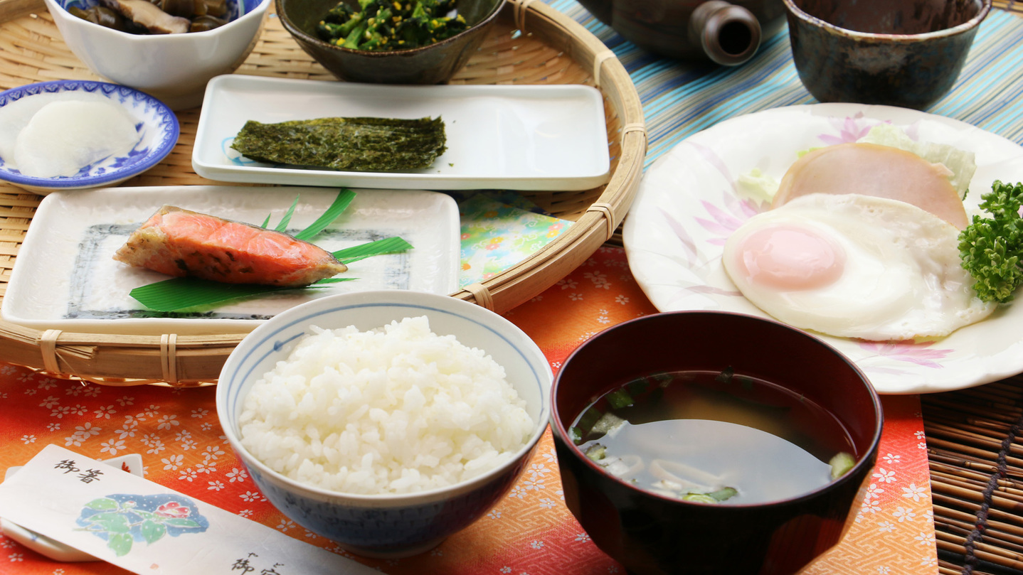 【連泊割◆朝食付】2泊以上のご宿泊でおひとり様1泊500円引き！朝はしっかり栄養補給！