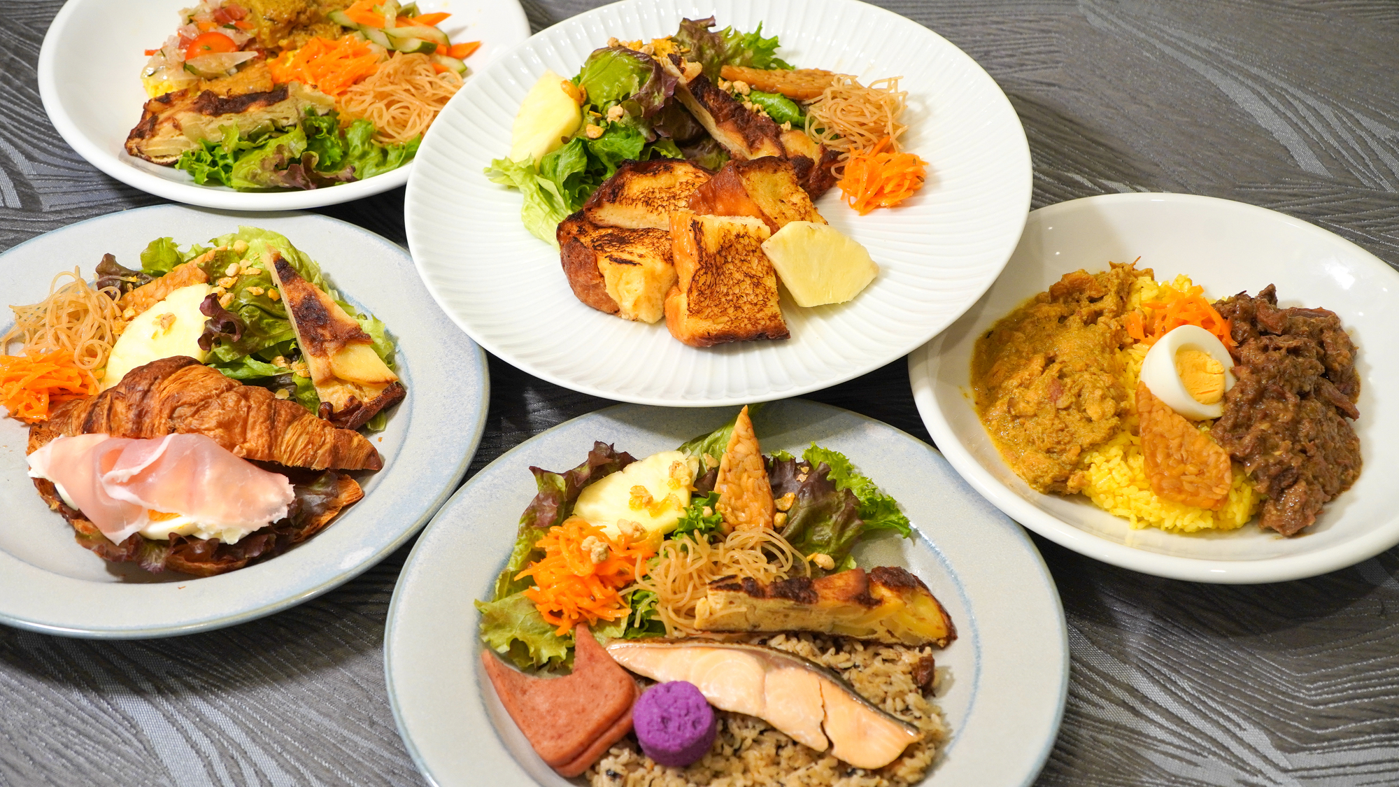 朝食付プランは、5種の中からお一人さま1種ずつお選びいただけます。※写真はイメージです