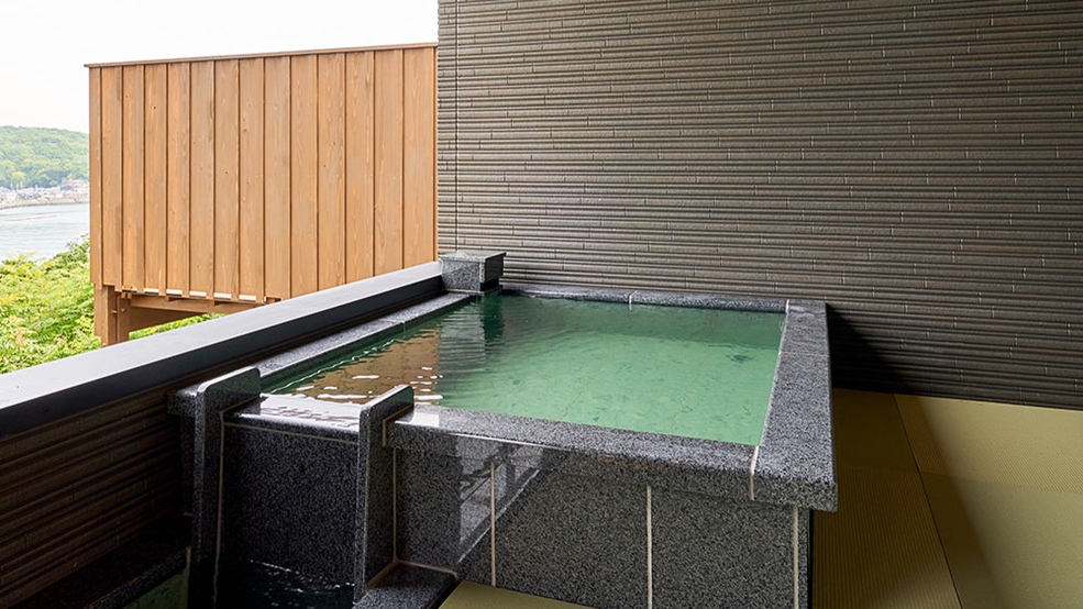 【縹／千草】露天風呂