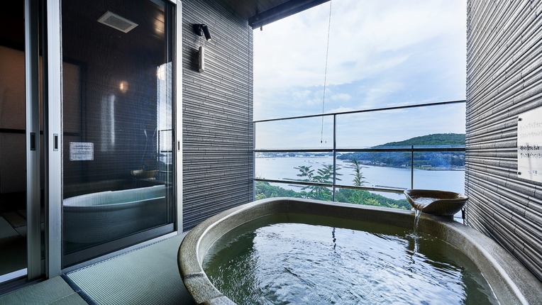 【白藍】露天風呂