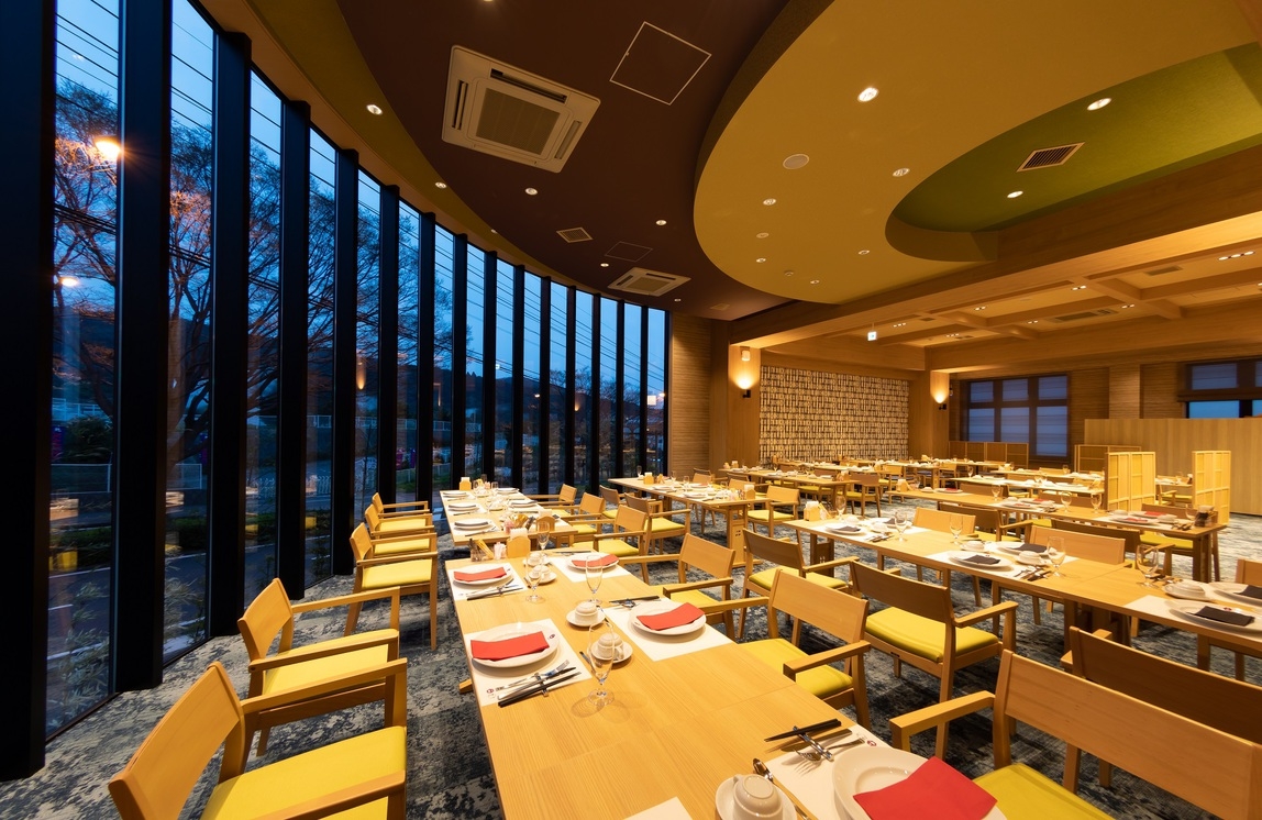 【旅得クーポン付】季節を味わうプレミアムビュッフェ・最高峰おおいた和牛を堪能★