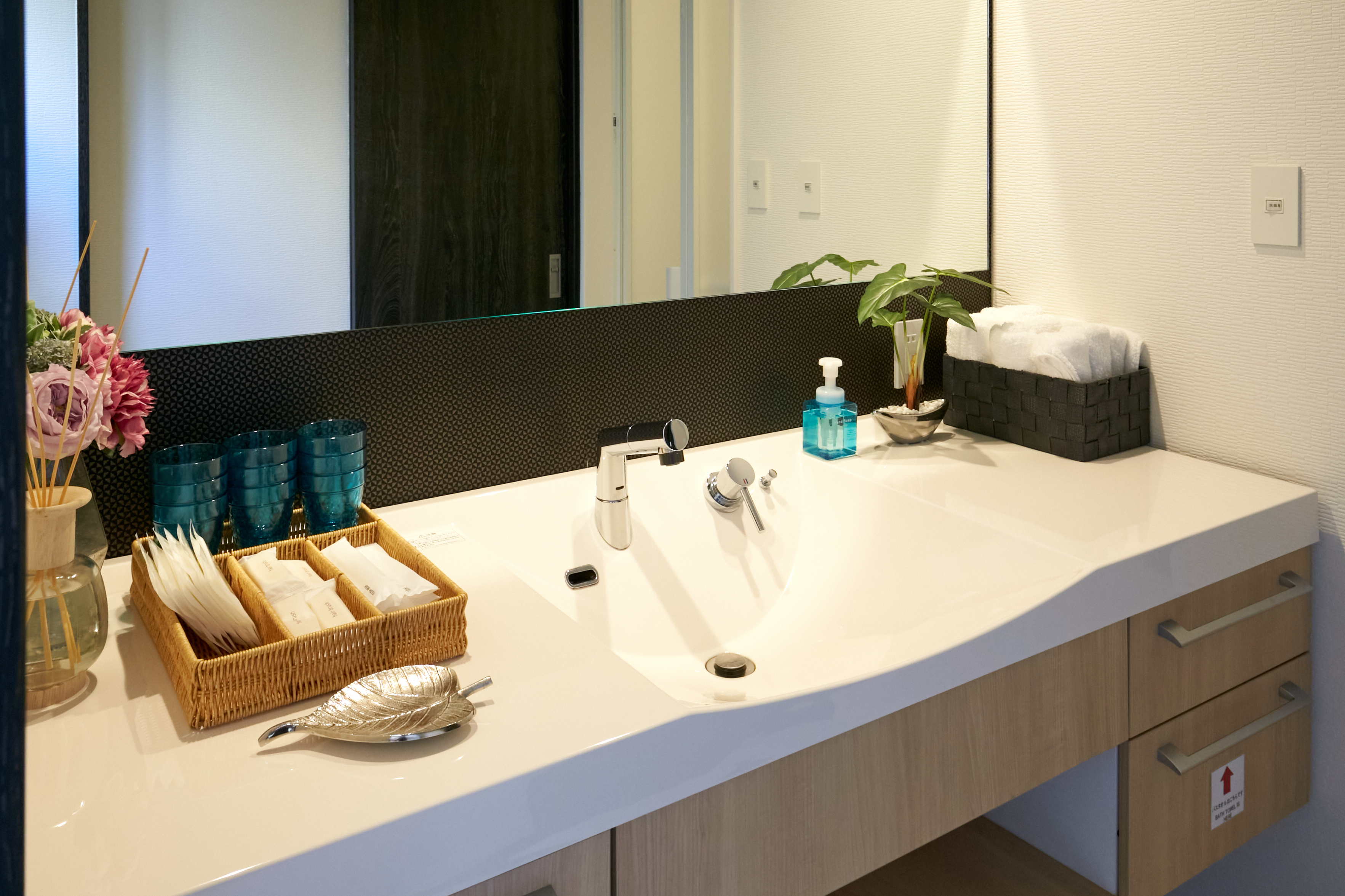 １階　ゆったりとした洗面台