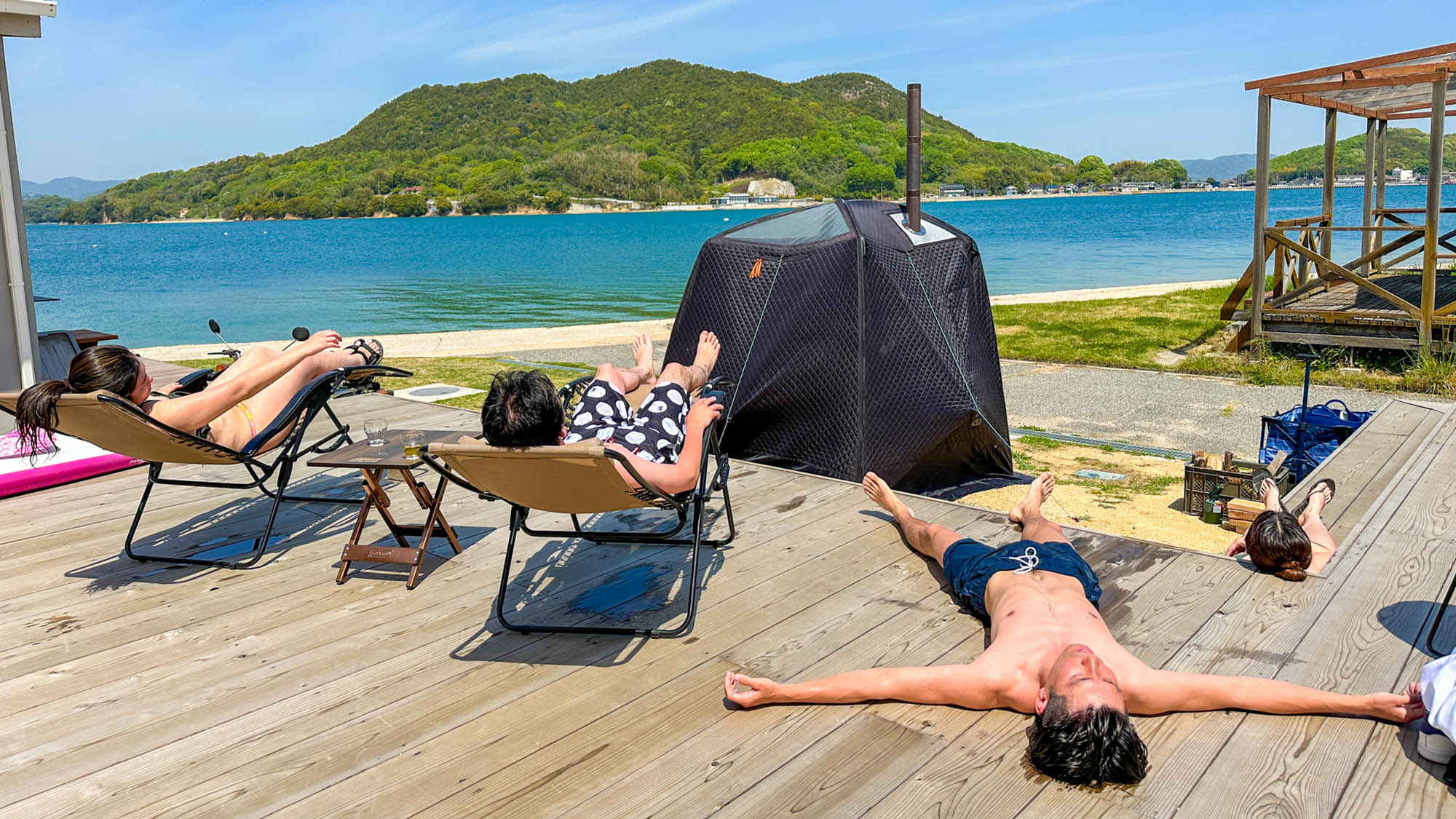 ・【サウナ】潮風と太陽を感じながら、みんなでリラックスする特別な時間