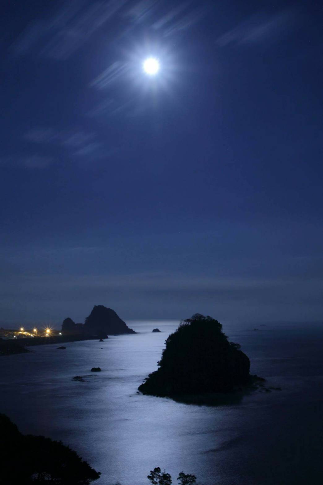 月明かりの鴨川松島