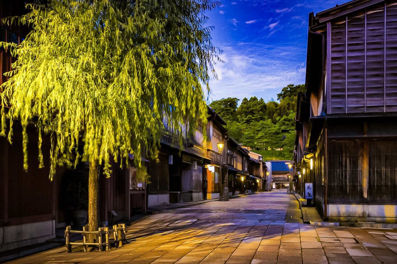 【15時IN〜12時OUT　最大21時間ステイ】金沢を満喫！カップルプラン☆（素泊まり）